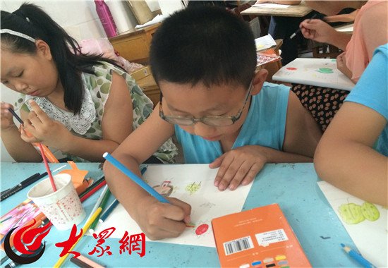 心急如焚的患者家属