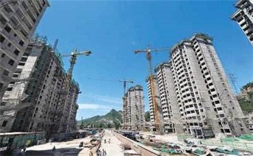 其中短期贷款新增6856亿元