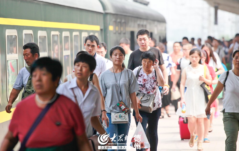 7月2日共发送旅客8000余人