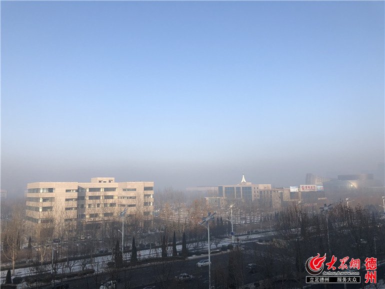 外出时最好佩戴口罩