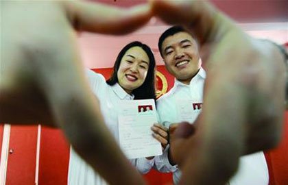 为民生 抒民意 解民忧 新闻热线