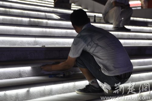 投稿信箱: