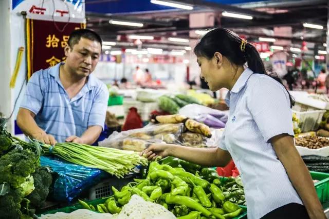 经过改造后的日照农贸市场