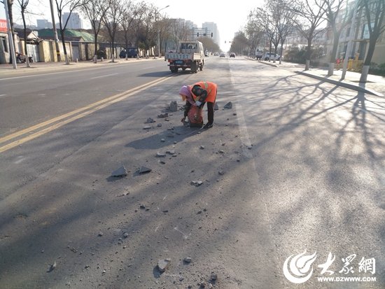 道路撒漏何时了 日照环卫之苦谁能解