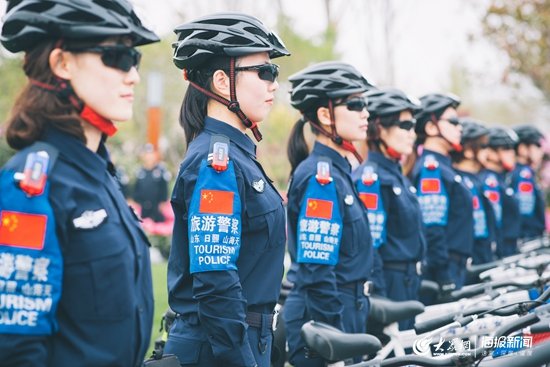 客车检查完后未清点人数就出发了