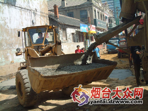 参观烟台山 ·中国网媒烟台行